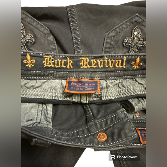 Gently Used Rock Revival Teyla (Buckle) Skinny Stretch Woman’s 26” Jeans - Picture 7 of 16